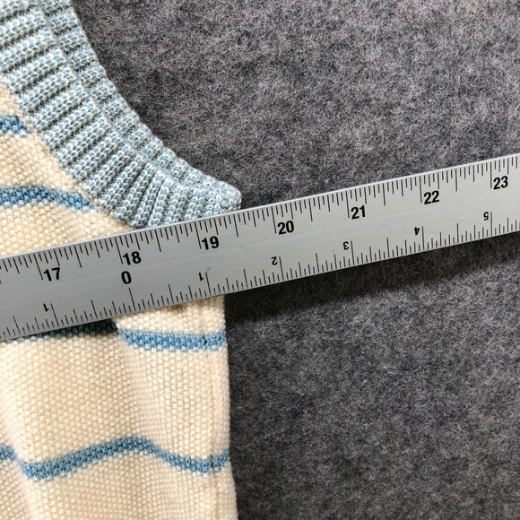 Vintage Sweater Vest Womens M Kangaroo Embroidered V-Neck Cream Blue Striped - Picture 7 of 7